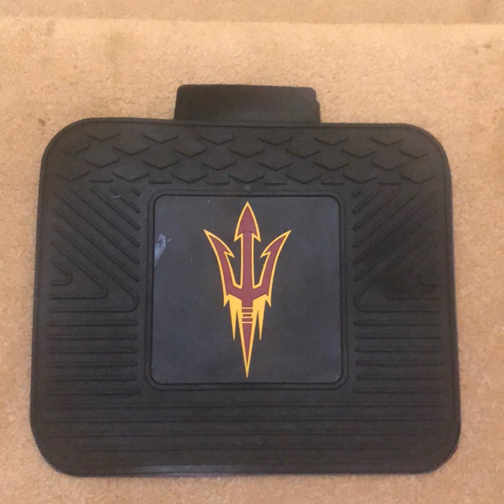 Brand new ASU Floorlinen